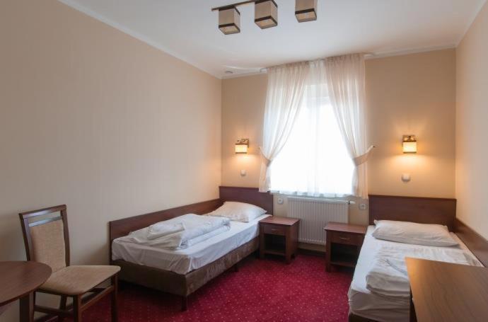 Hotel Grant Leszno  Rum bild